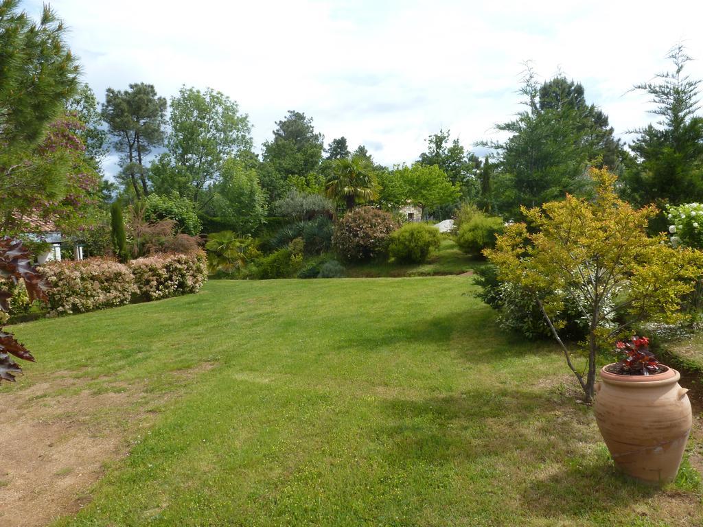 Domaine Du Planas Ailhon Ardeche B&B 객실 사진